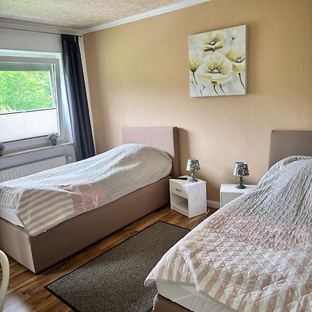 Ferienhaus Naehe Bad-Gandersheim Mit 5 Schlafzimmer Winzenburg Eksteriør bilde