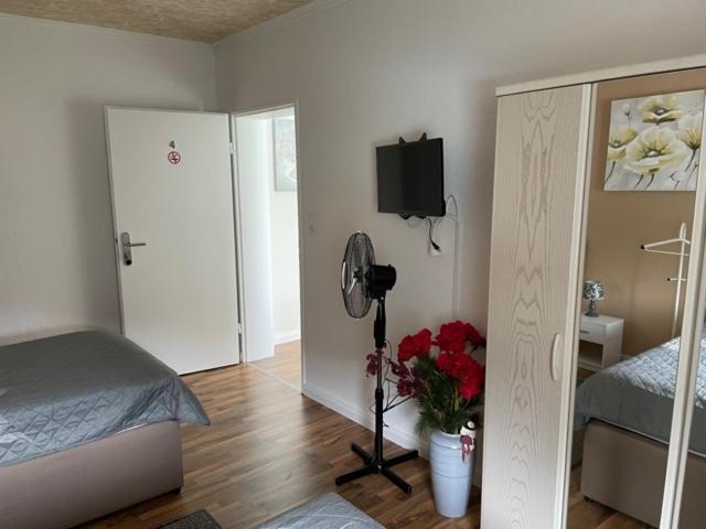 Ferienhaus Naehe Bad-Gandersheim Mit 5 Schlafzimmer Winzenburg Eksteriør bilde